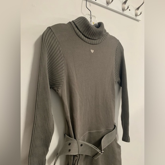 Lili Gaufrette Belted Dress - Picture 5 of 8